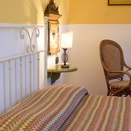 Hotel Mergellina Nápoly Kültér fotó