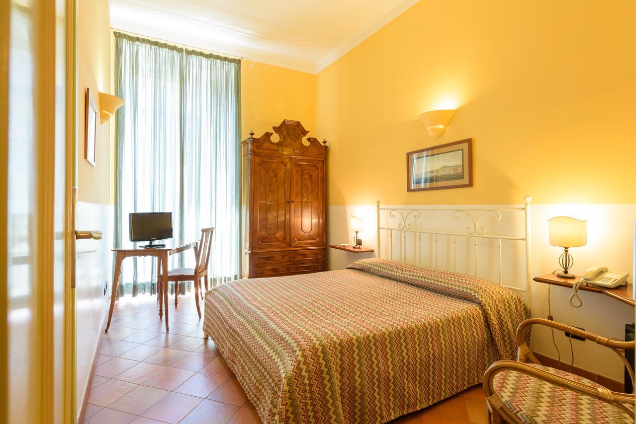 Hotel Mergellina Nápoly Kültér fotó