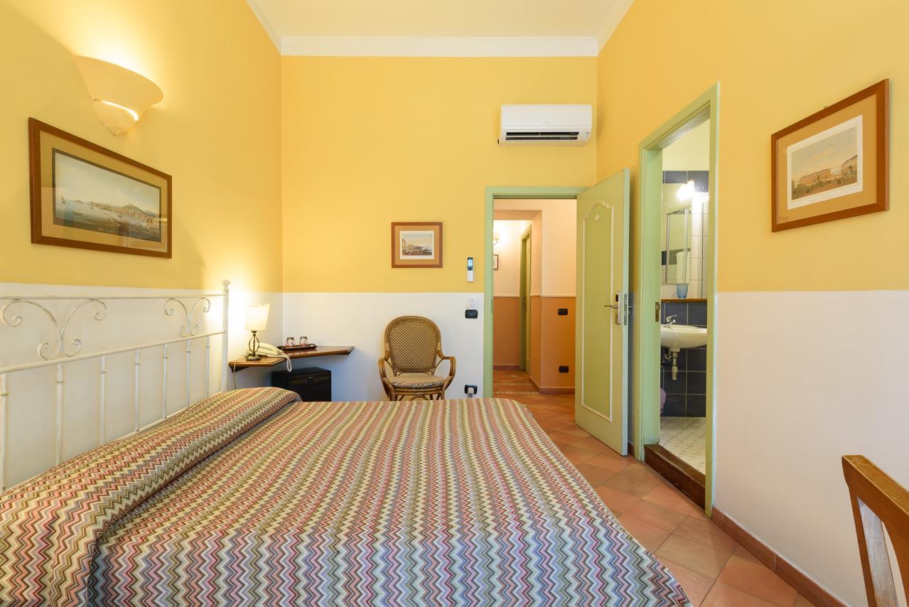 Hotel Mergellina Nápoly Kültér fotó