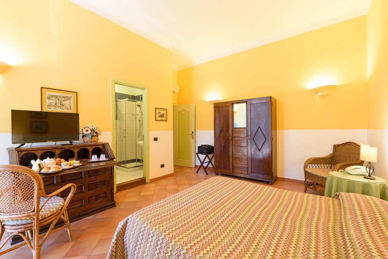 Hotel Mergellina Nápoly Kültér fotó